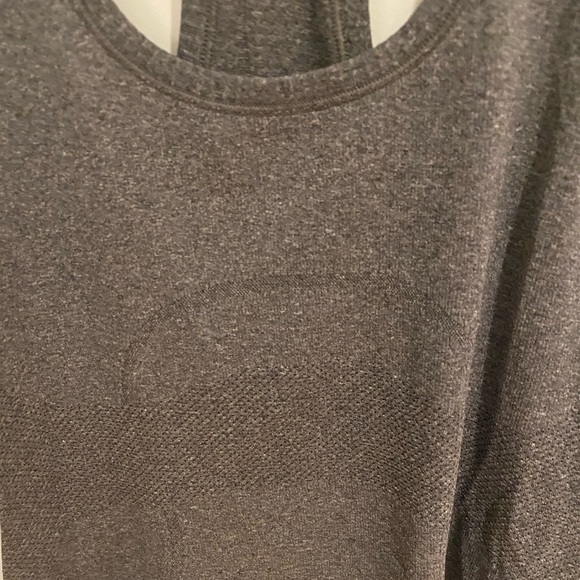 Lululemon Swiftly Tech Racerback Tank - Grey - Sz. 6 - Picture 6 of 6